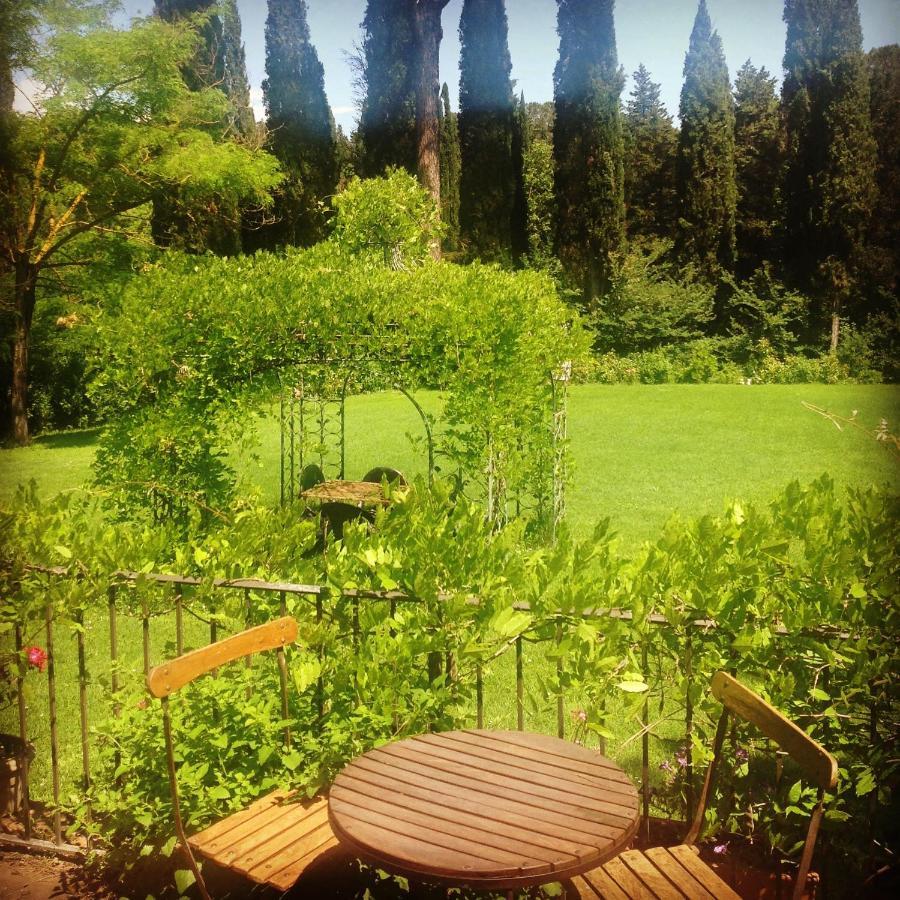 キウージ Al Giardino Degli Etruschiゲストハウス エクステリア 写真